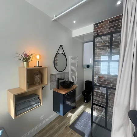 Cozy Logis Du Marechal * Гавр